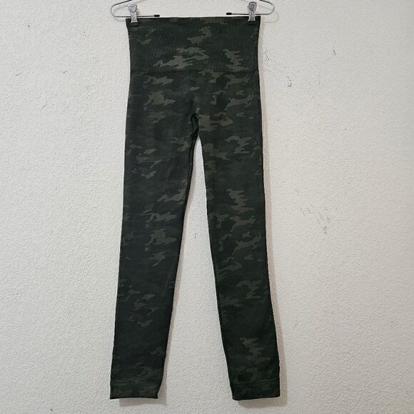 SPANX Pants - Spanx army green camo color leggings medium size